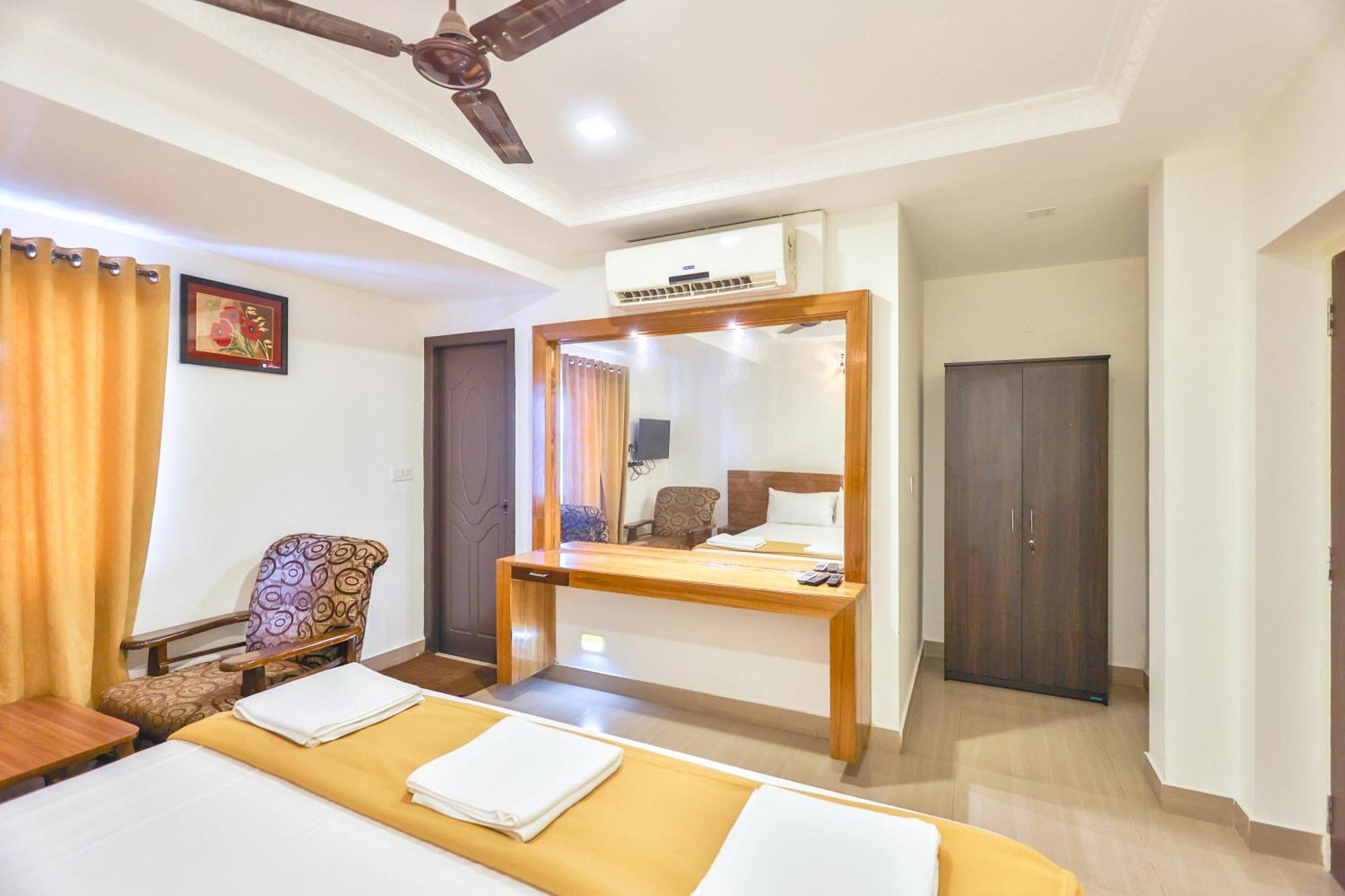 Hotel Golden Bliss Pondicherry Exterior foto